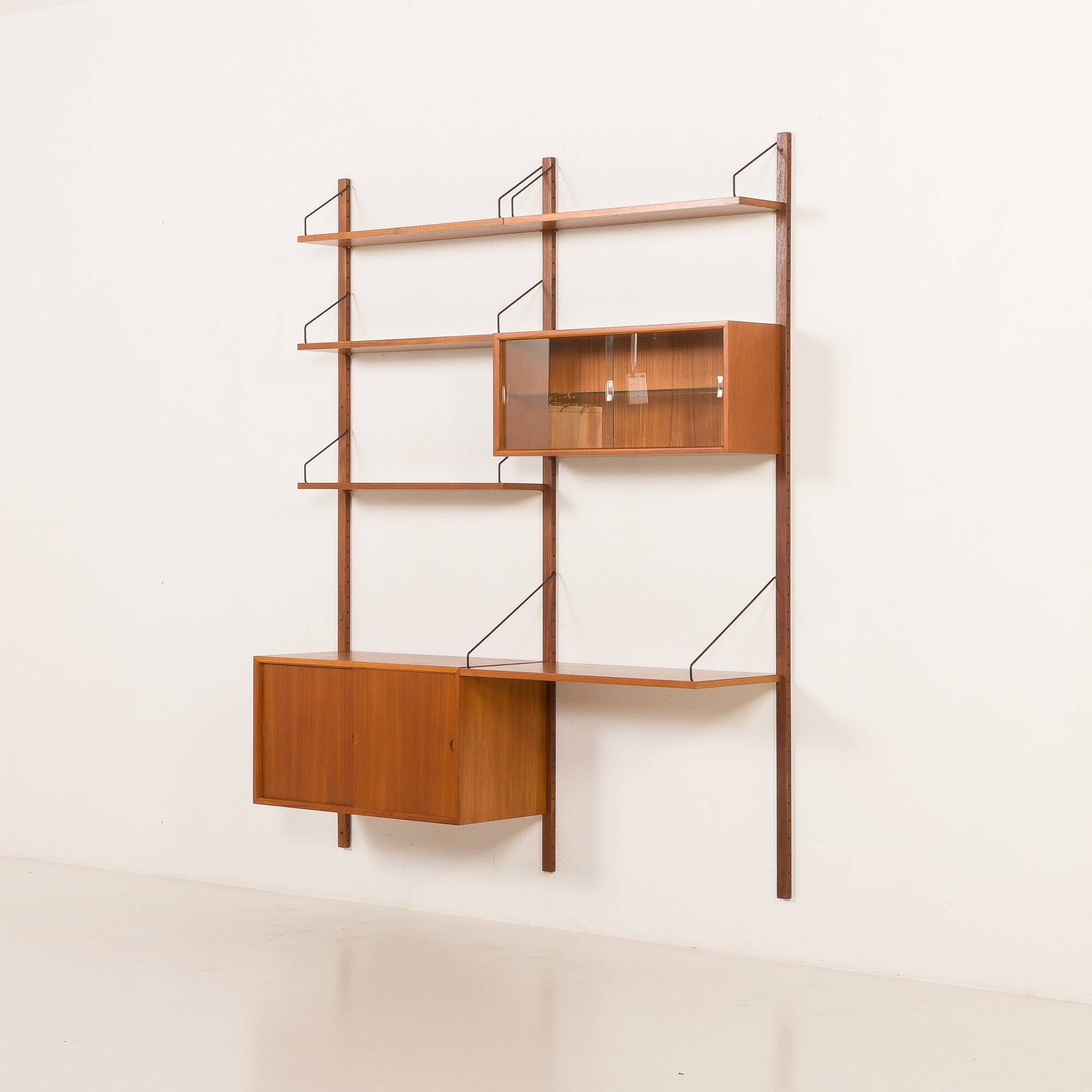 Poul Cadovius teak wall unit for Cado, 1960s