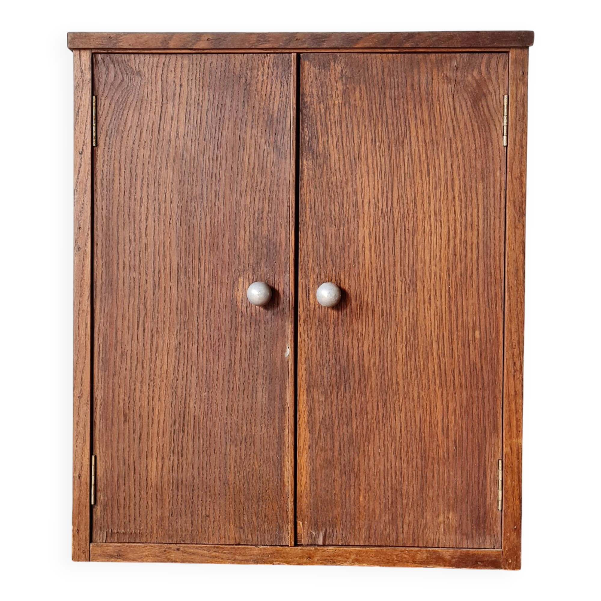Vintage wooden medicine cabinet from the 1950s.