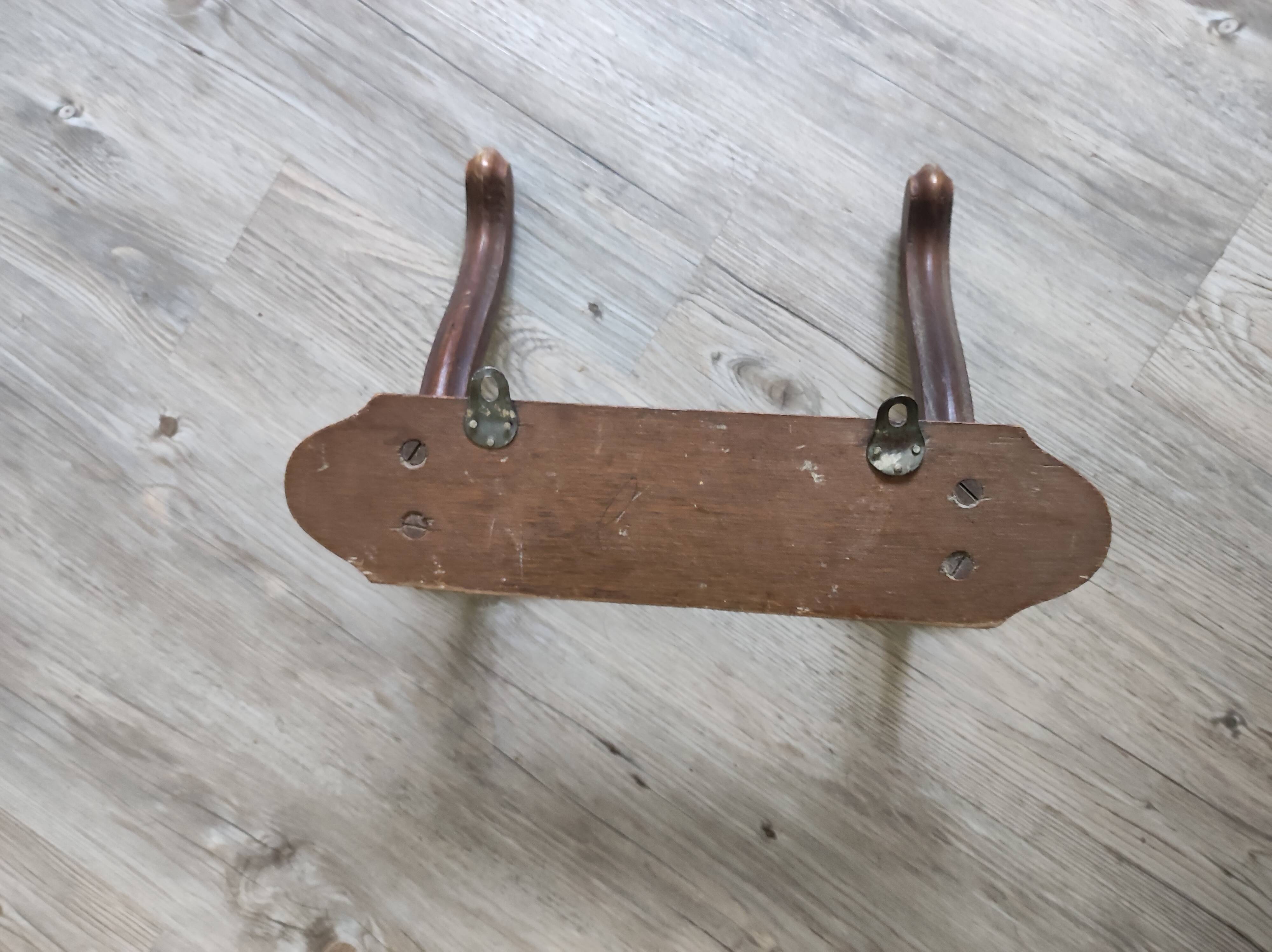 Wall-mounted cloakroom coat racks hooks wood vintage