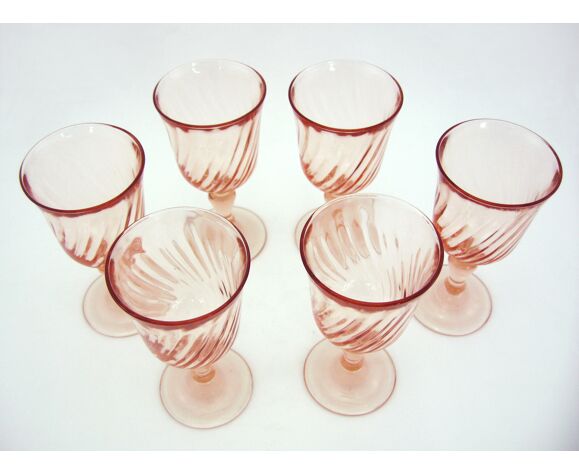 6 Stemmed Glasses In Powder Pink Twisted Glass Rosaline Luminarc Arcoroc France Vintage 80s Selency 6 Stemmed Glasses In Powder Pink Twisted Glass Rosaline Luminarc Arcoroc France Vintage 80s Selency