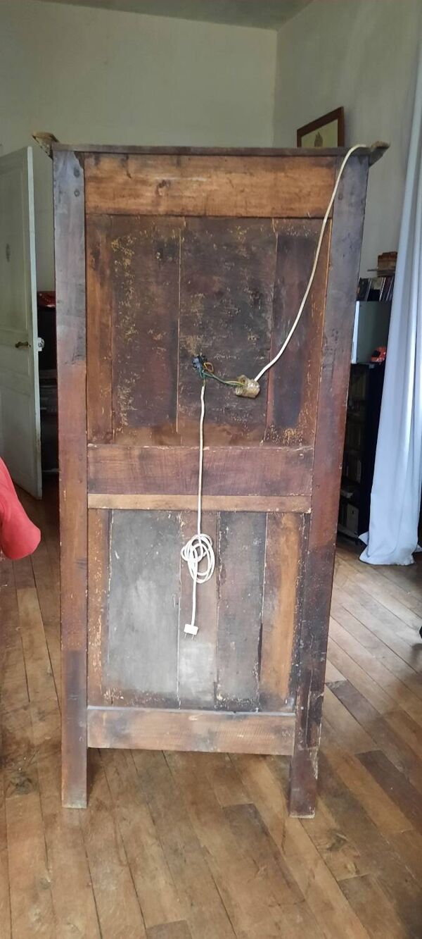 Vitrine style louis XVI