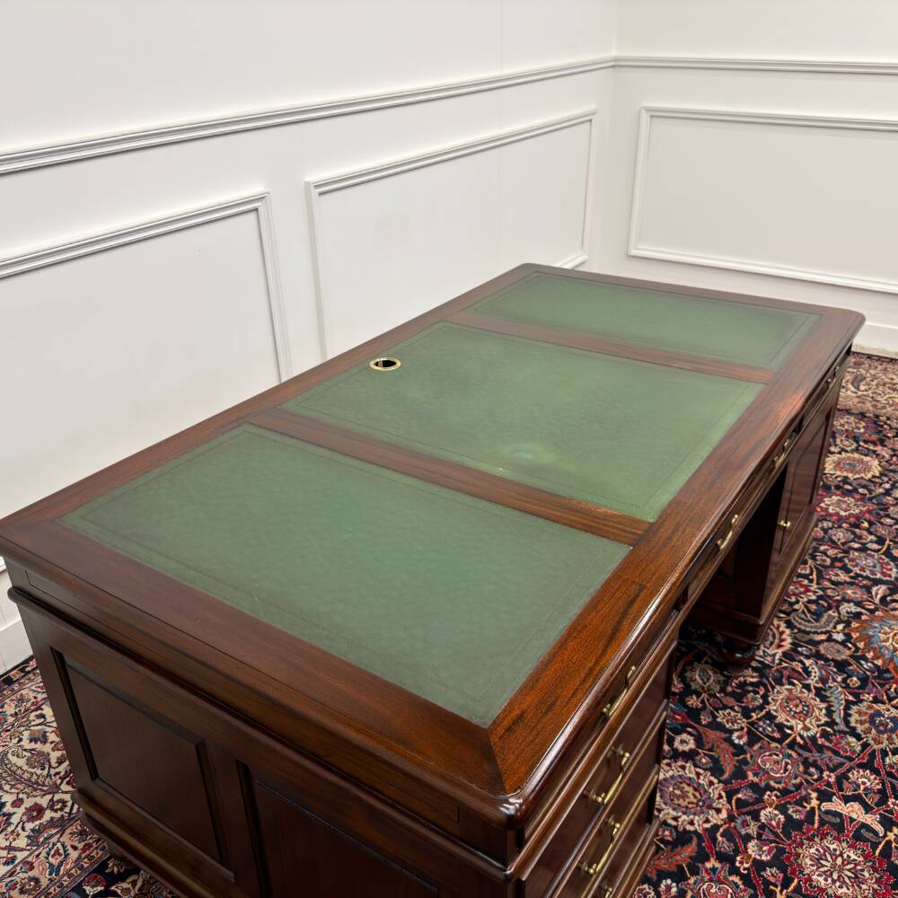 Grand bureau anglais classique