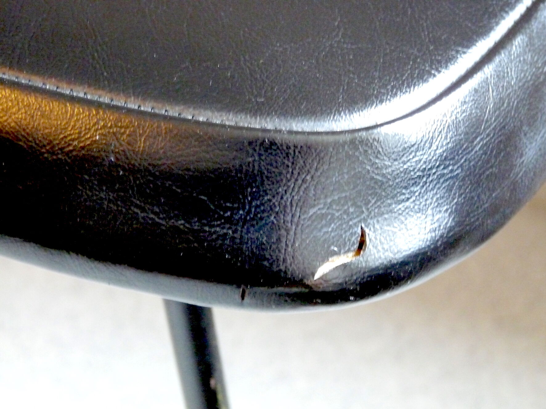 Cm chair 196 by Pierre Paulin for Thonet