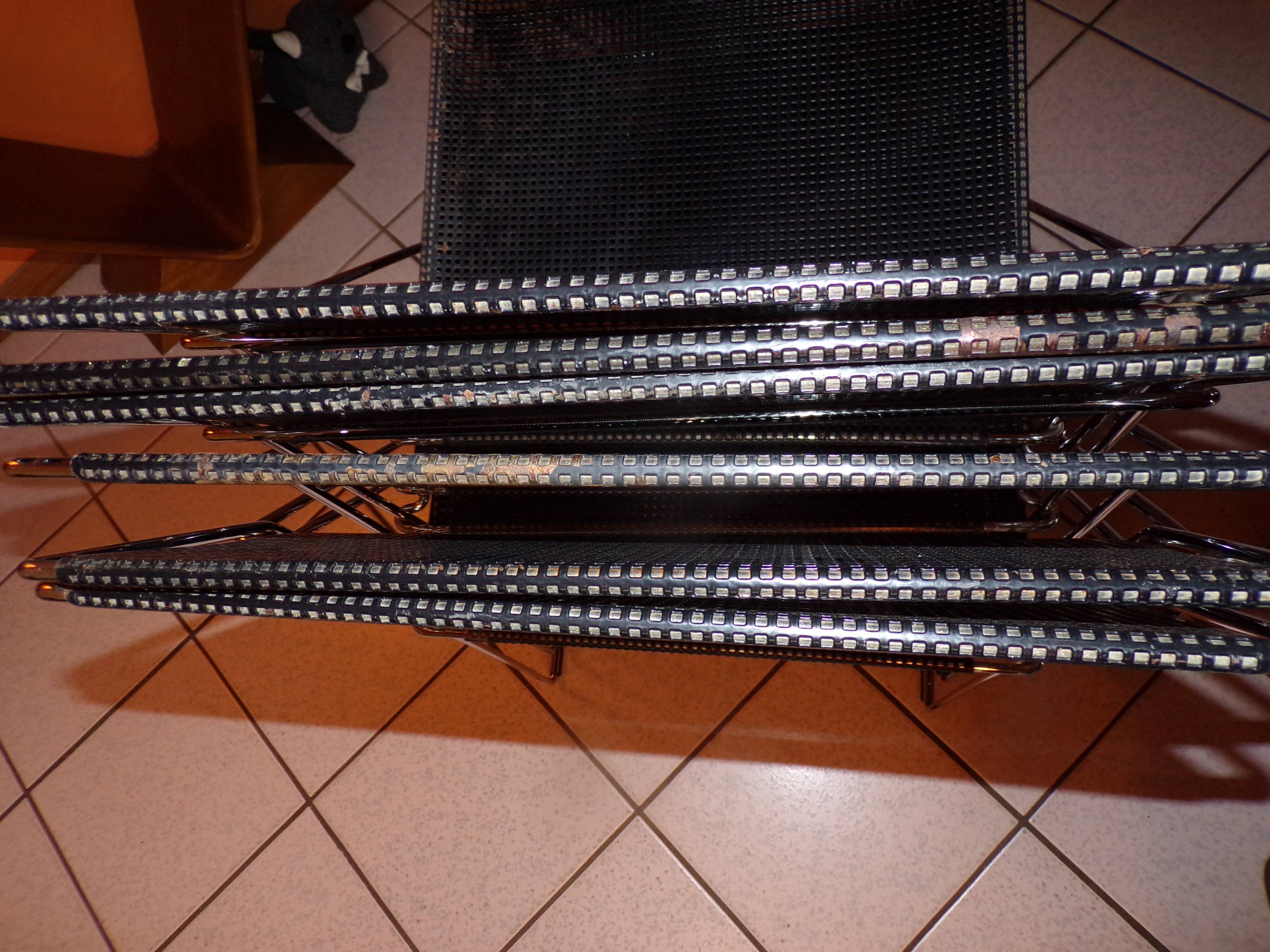 Vintage Nuova X-line chair