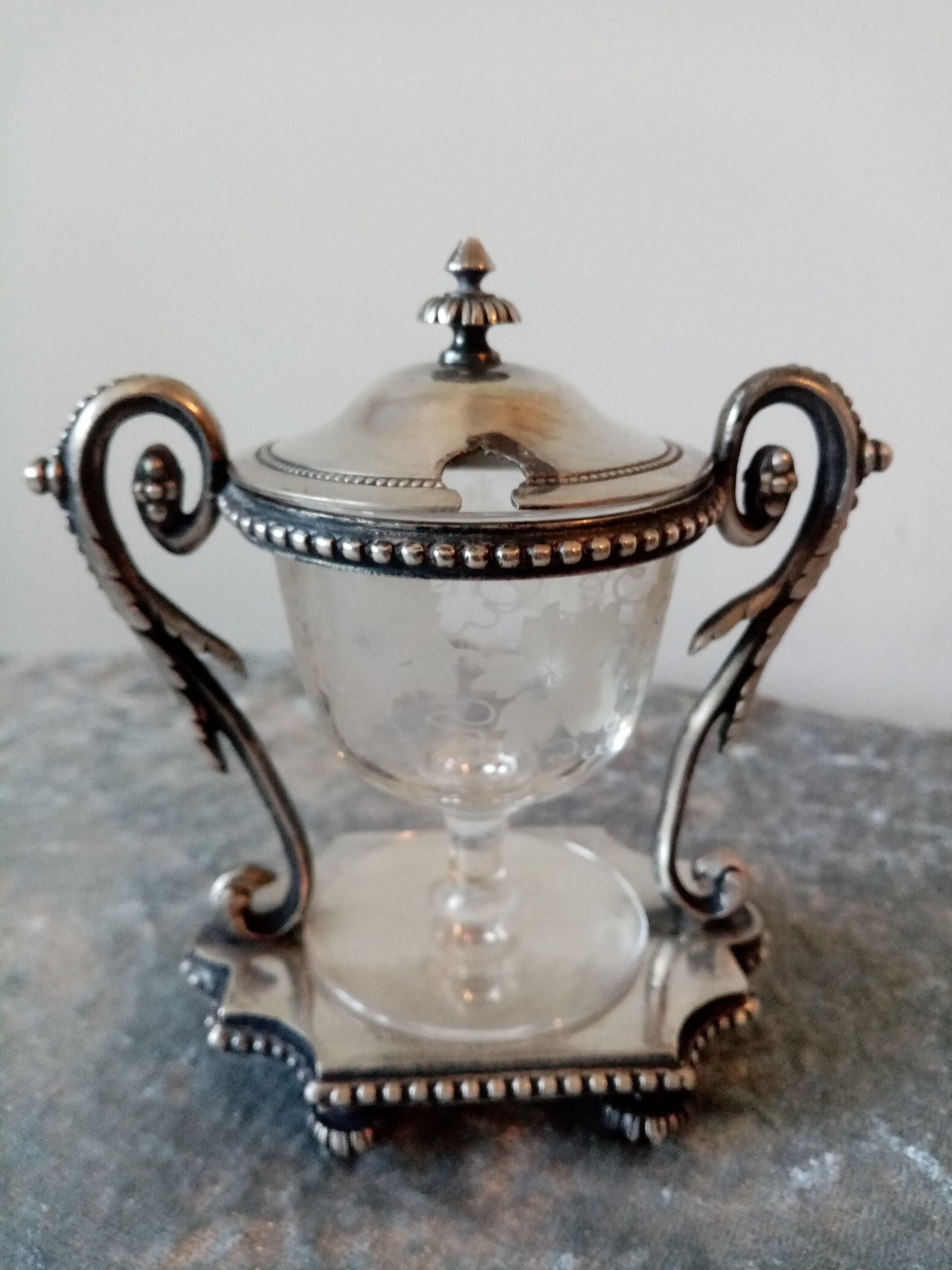 Old mustard maker in silver metal and crystal sign armand frenais