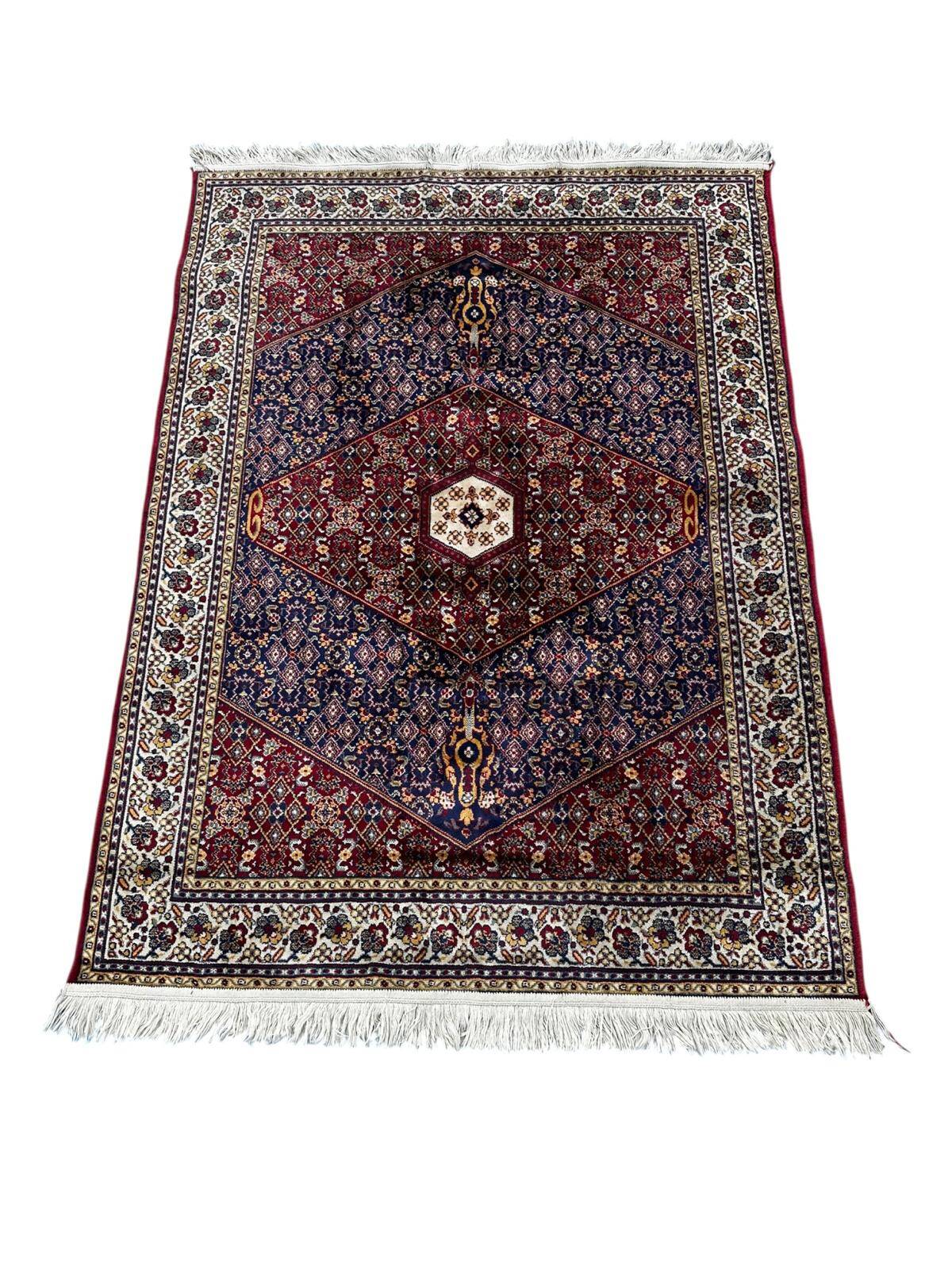 Oriental rug 165cm x 120cm