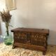 Coffre de rangement ancien