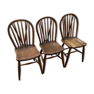 Set of 3 Windsor oak model chairs
