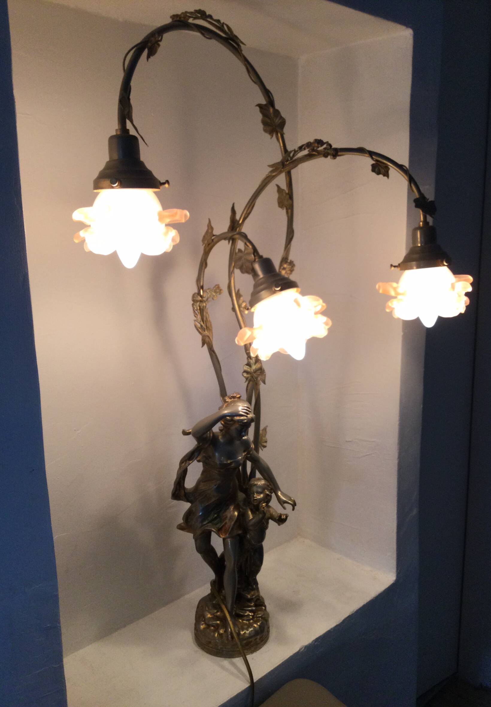 Art Deco lamp