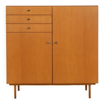 1950s Dresser