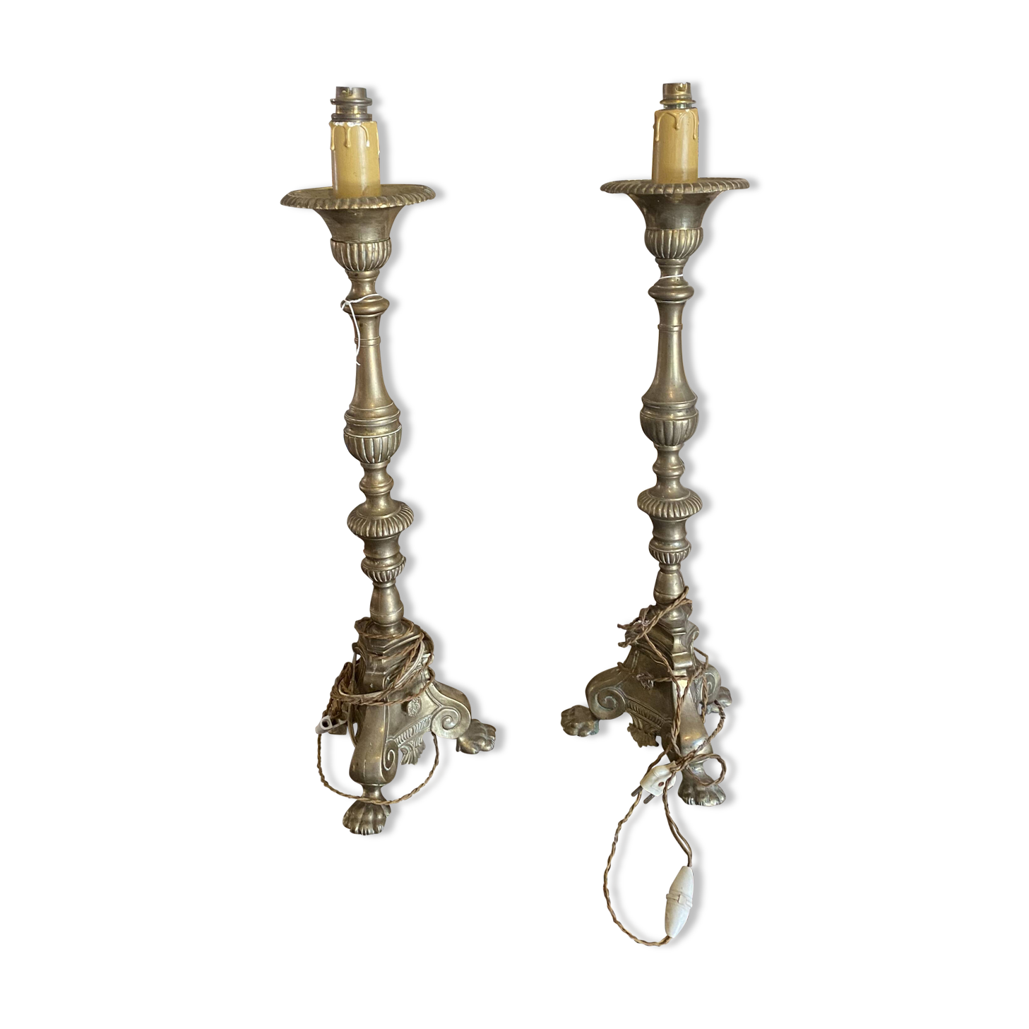 Pair of vintage bronze lamps