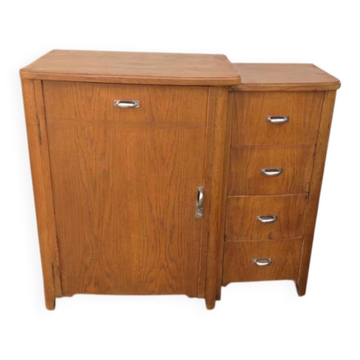 Small retro buffet