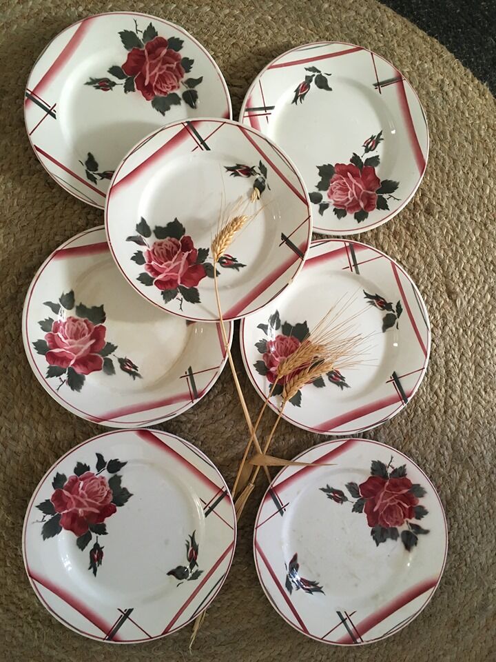 Flat plates with digoin roses sarreguemines