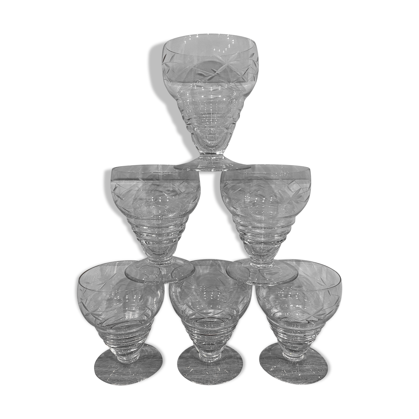 Set of 6 engraved wine glasses