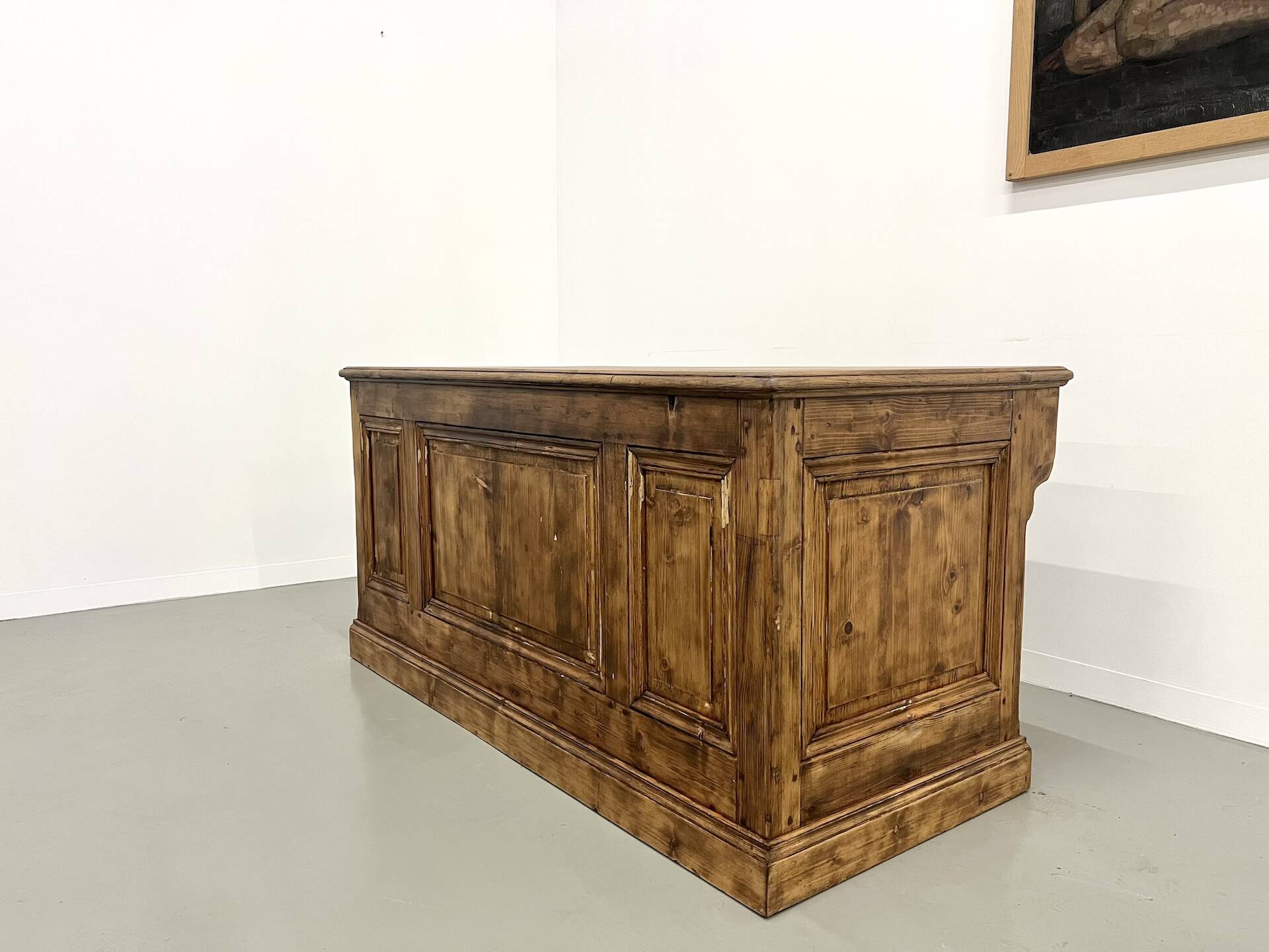 Comptoir de commerce des années 1900