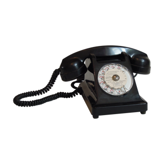 Ancient black bakelite  telephone