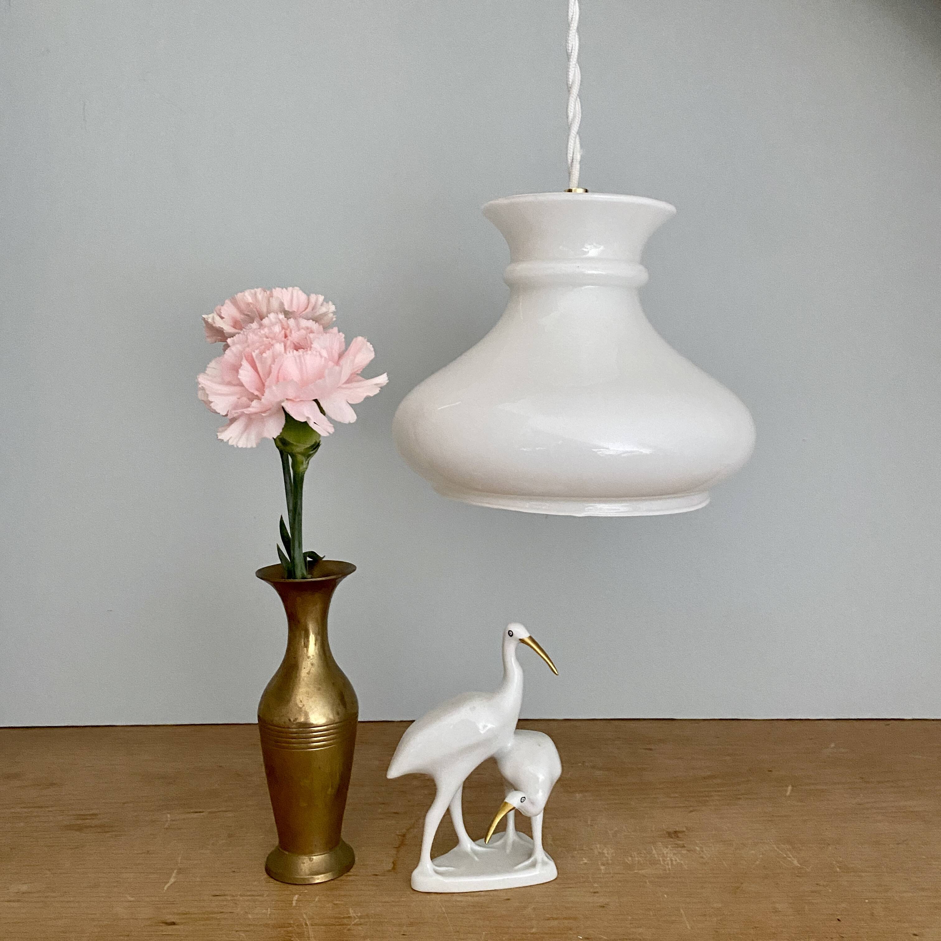 Vintage globe pendant light in white opaline