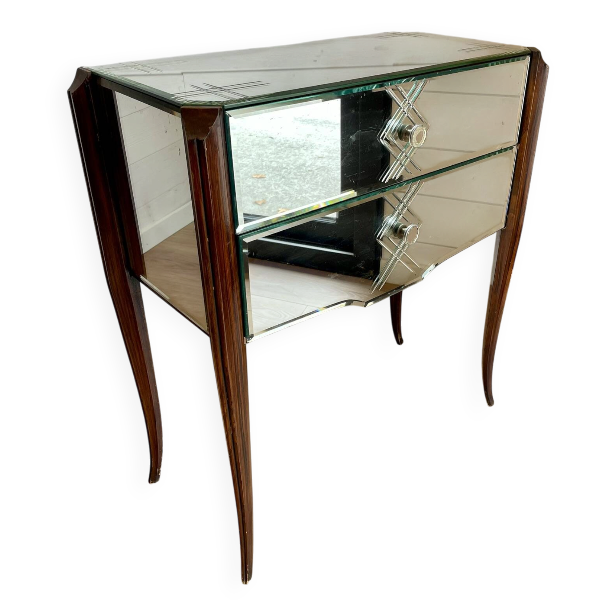 Small entrance chest of drawers or antique bedside table with engraved mirror.
