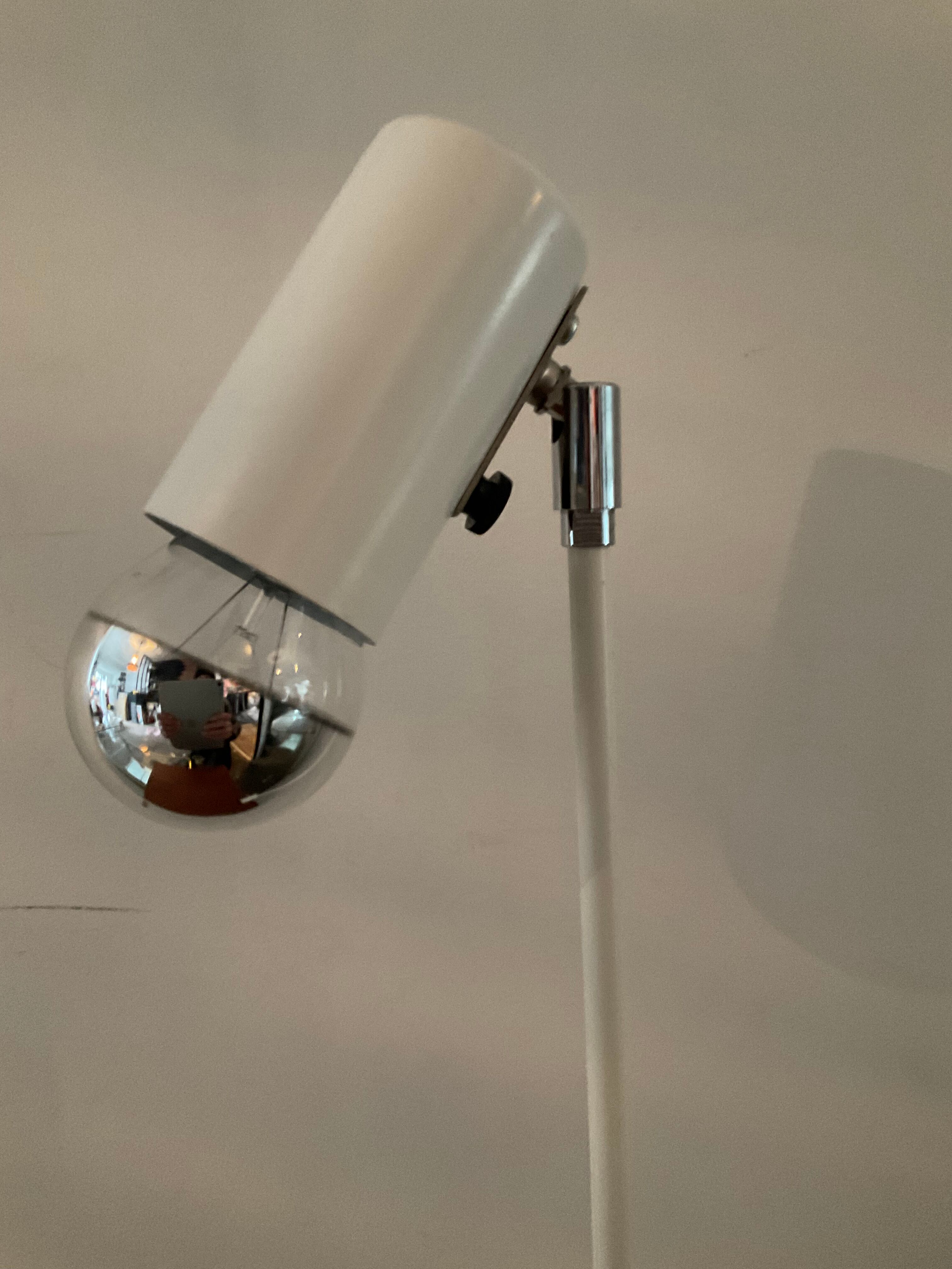 Articulated desk lamp from the 70s