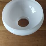 Globe in opaline, height 16.7 cm