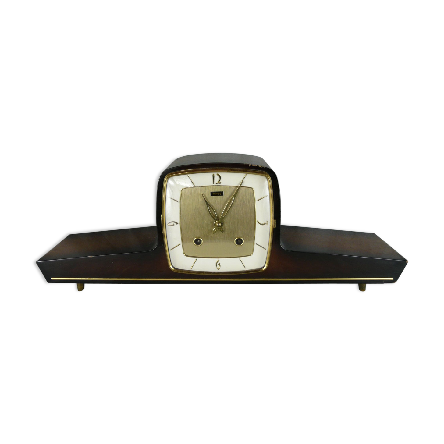 Mechanical clock to chime ffr 50 years