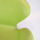 The Swan Model 3320 By Arne Jacobsen Made By Fritz Hansen From 2007s