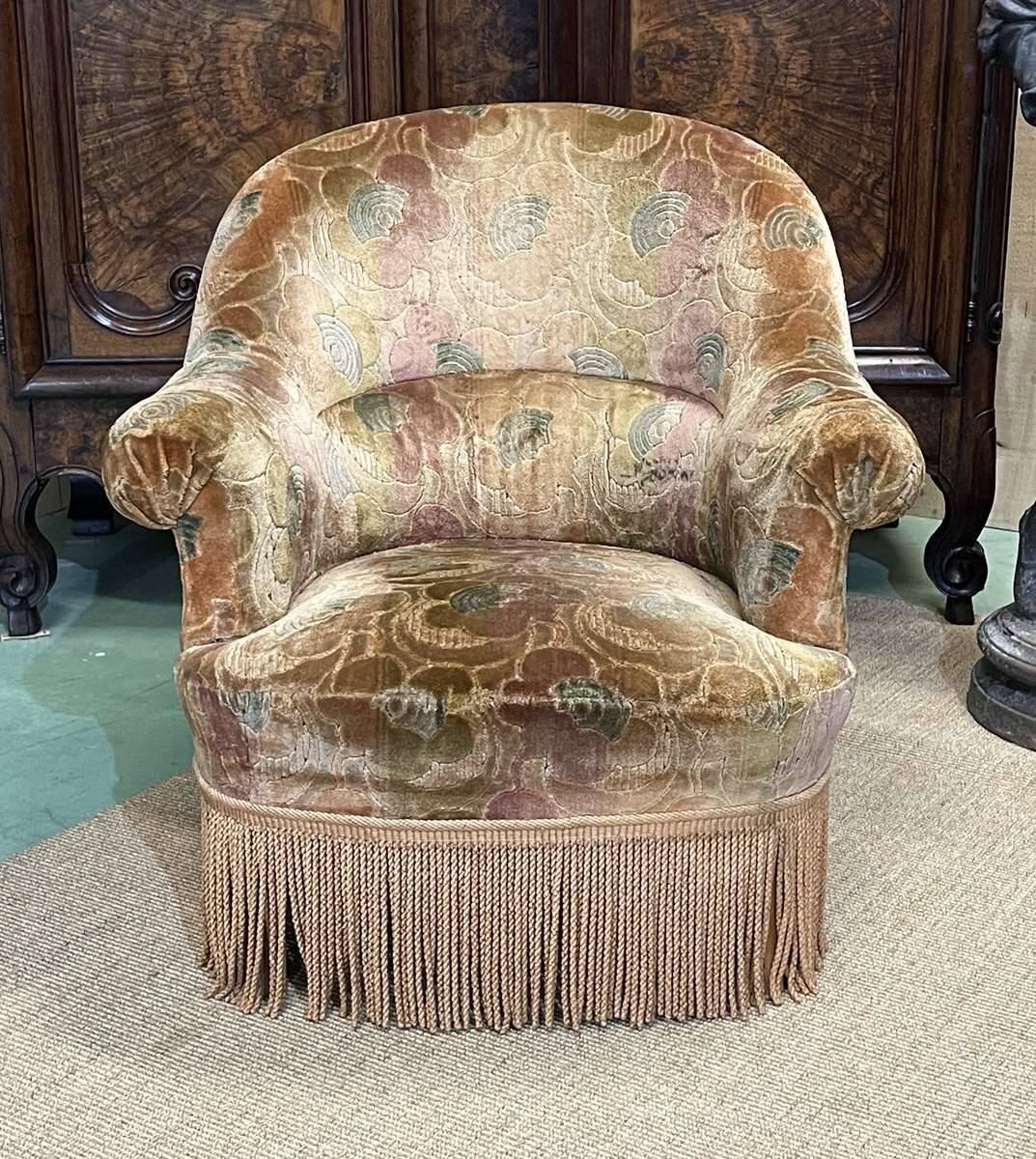 Toad armchair from the 1950s