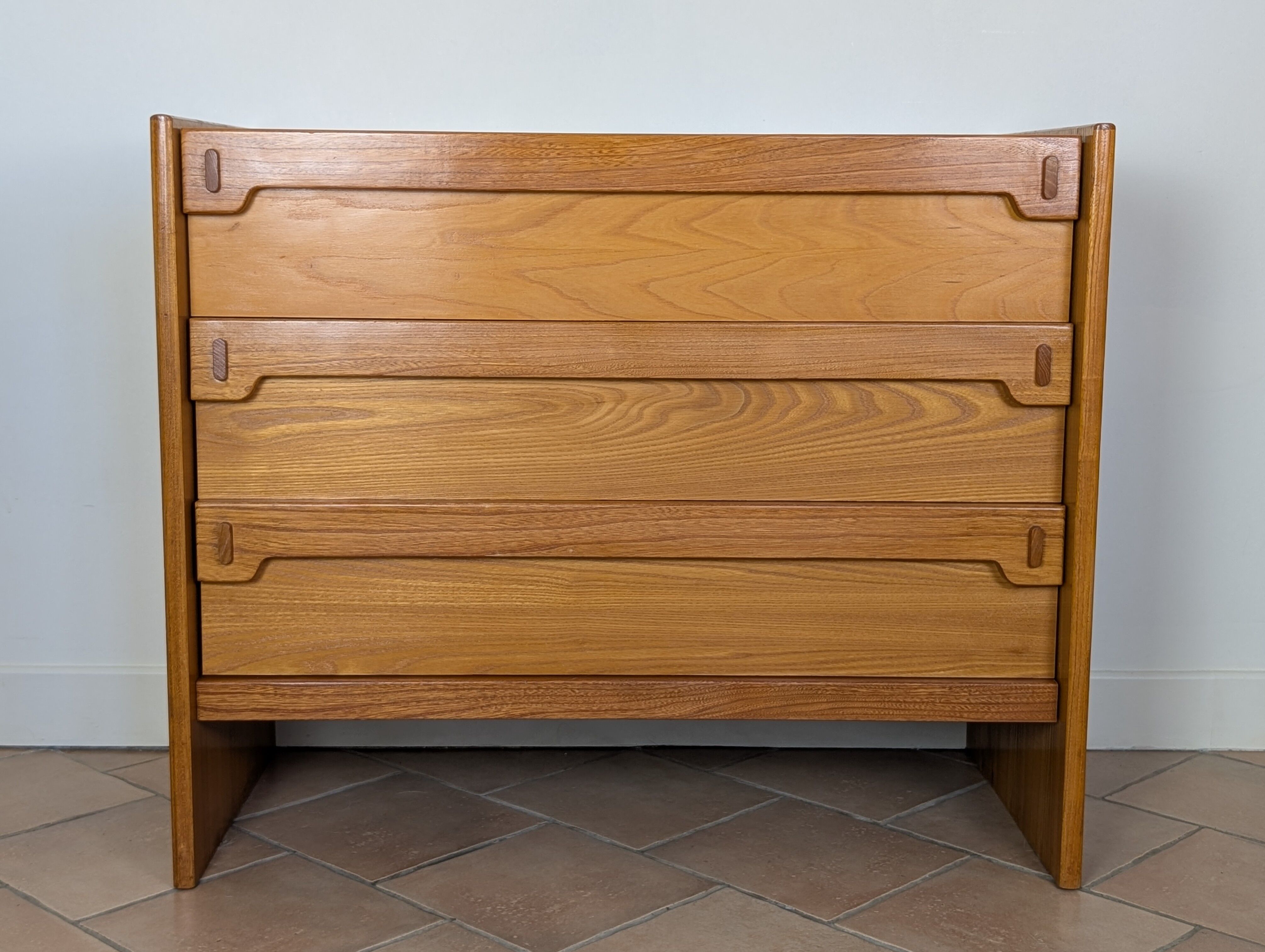Elm commode from the 80s
