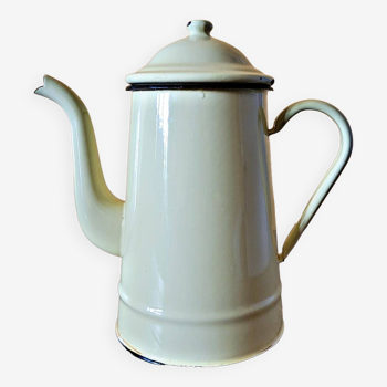 Cafetière vintage en tôle émaillée couleur jaune crème