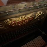 Upright piano