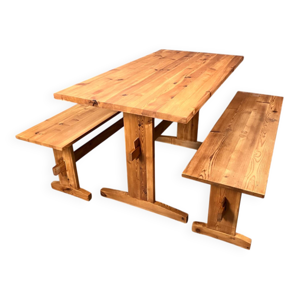 Table à manger 2 bancs en pin scandinave suédois
