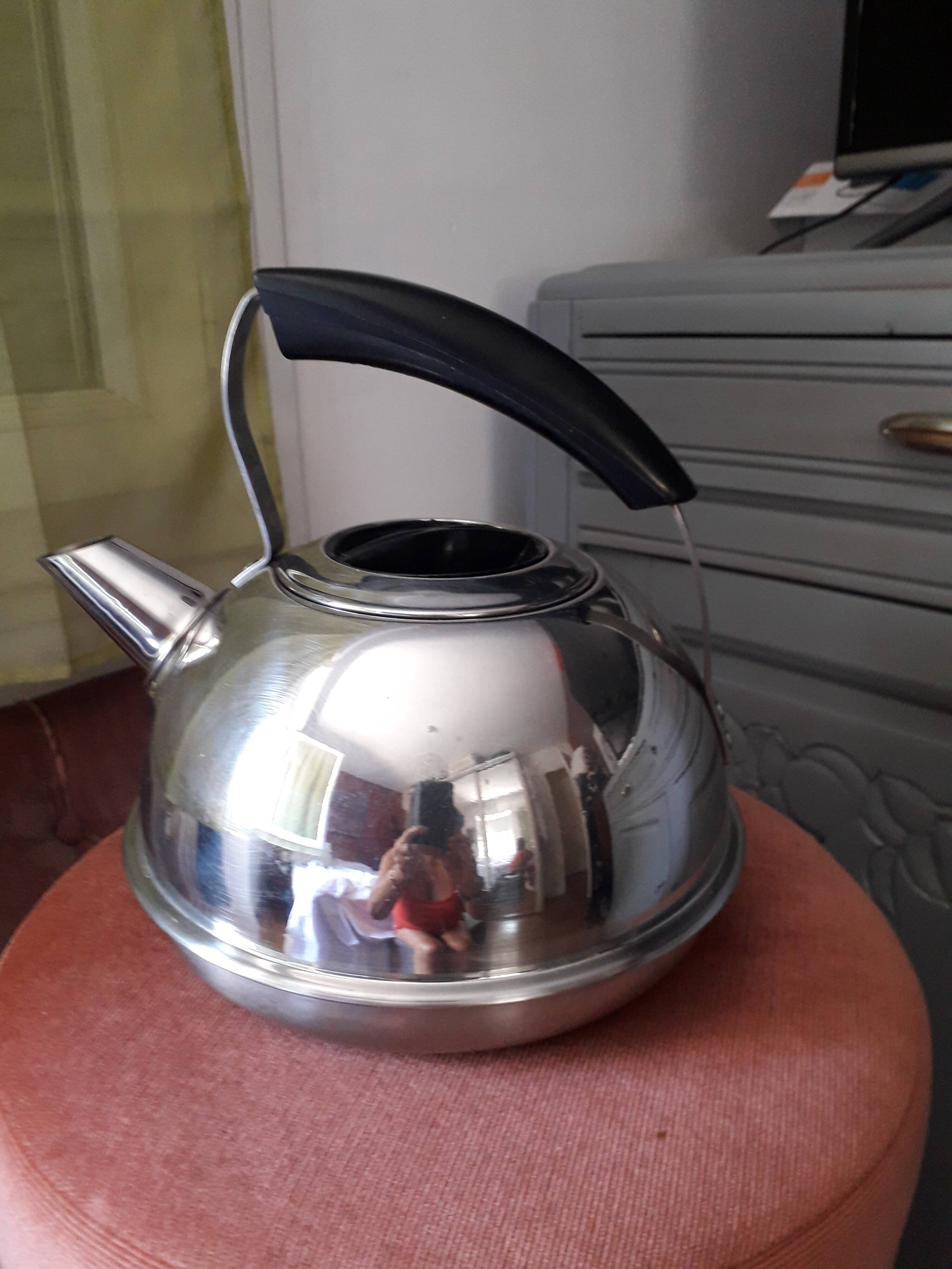 Guy Degrenne Kettle