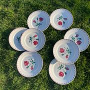 8 assiettes  plates vintage a décor de roses stylisées