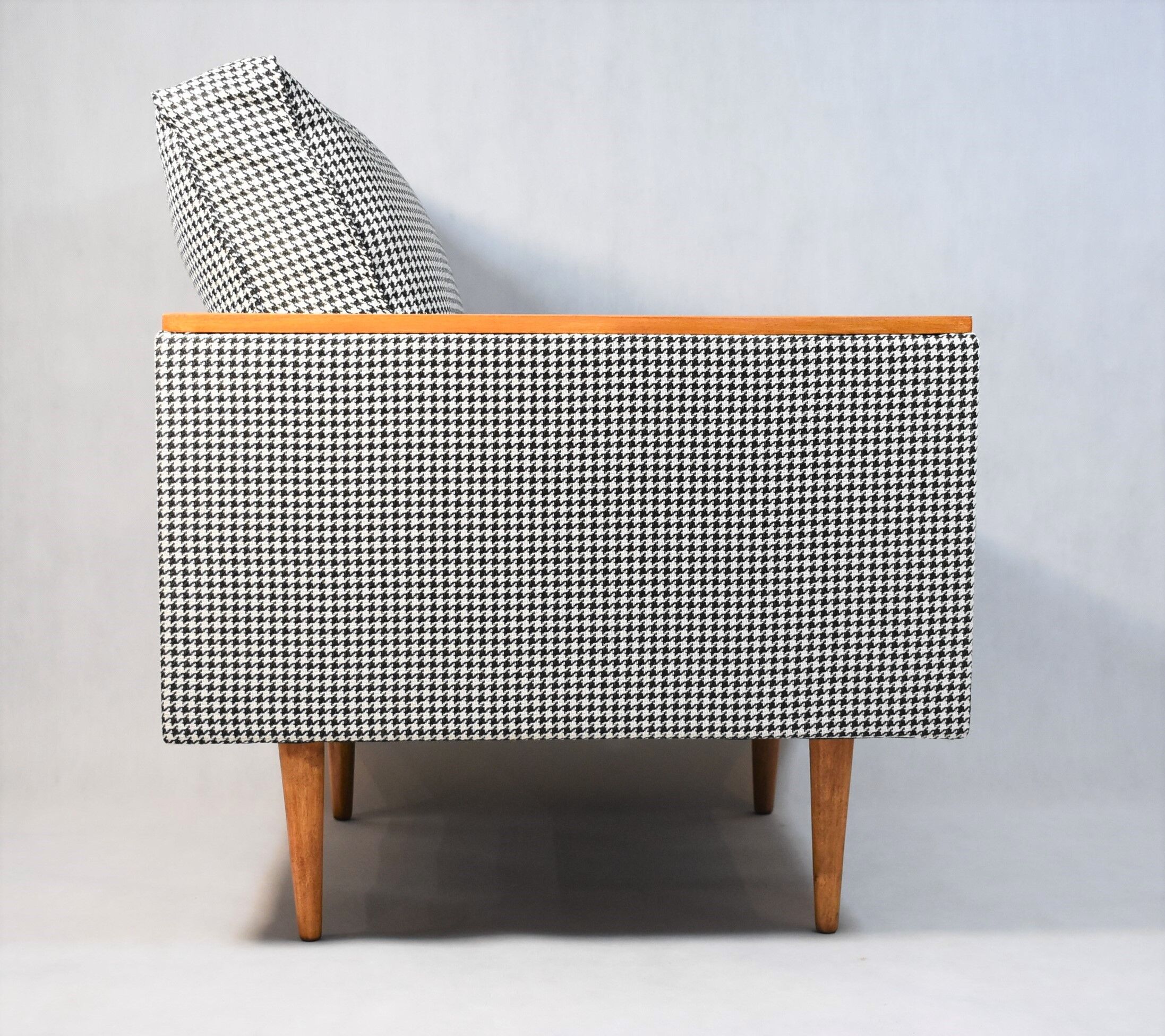 Vintage original armchair model ZWP-8 Cube, fully restored, 1970s