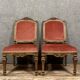 Importante paire de chaises de style Renaissance en bois sculpté