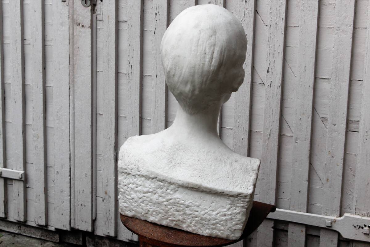 Important white marble bust, signed Léoni, 19th century