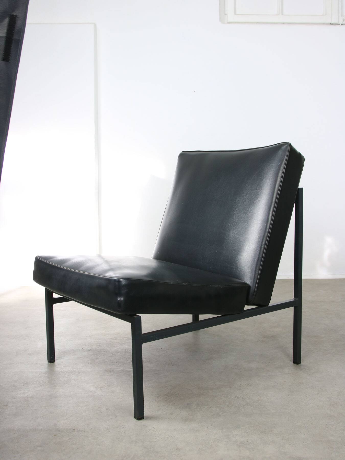 Fauteuil lounge vintage noir de Stol Kamnik, 1960s