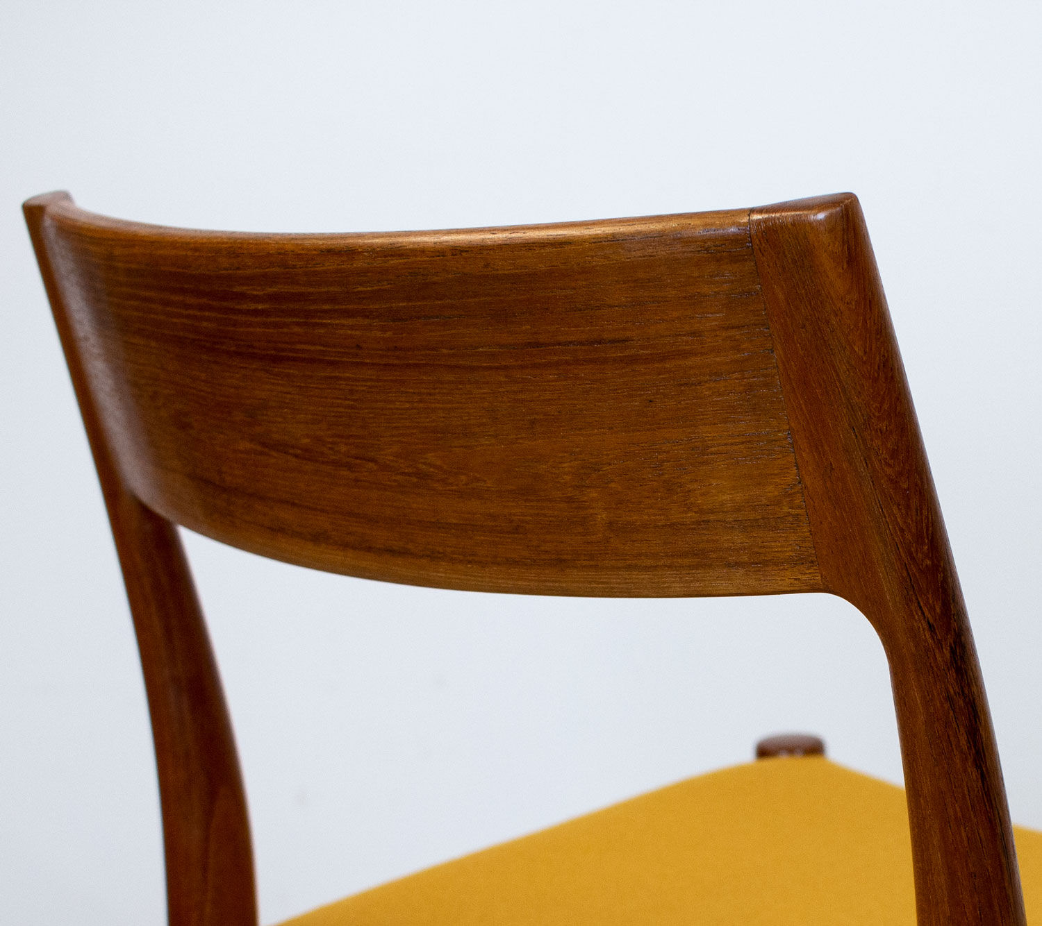 Danish teak model 175 set of 4 dining chairs by Mogens Kold, 1960s