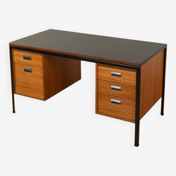 Bureau des années 1960