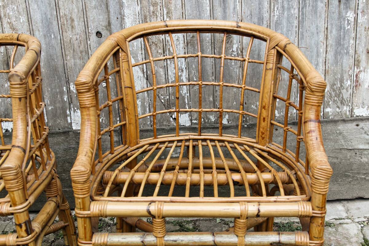 Paire de fauteuils en rotin, made in Italy