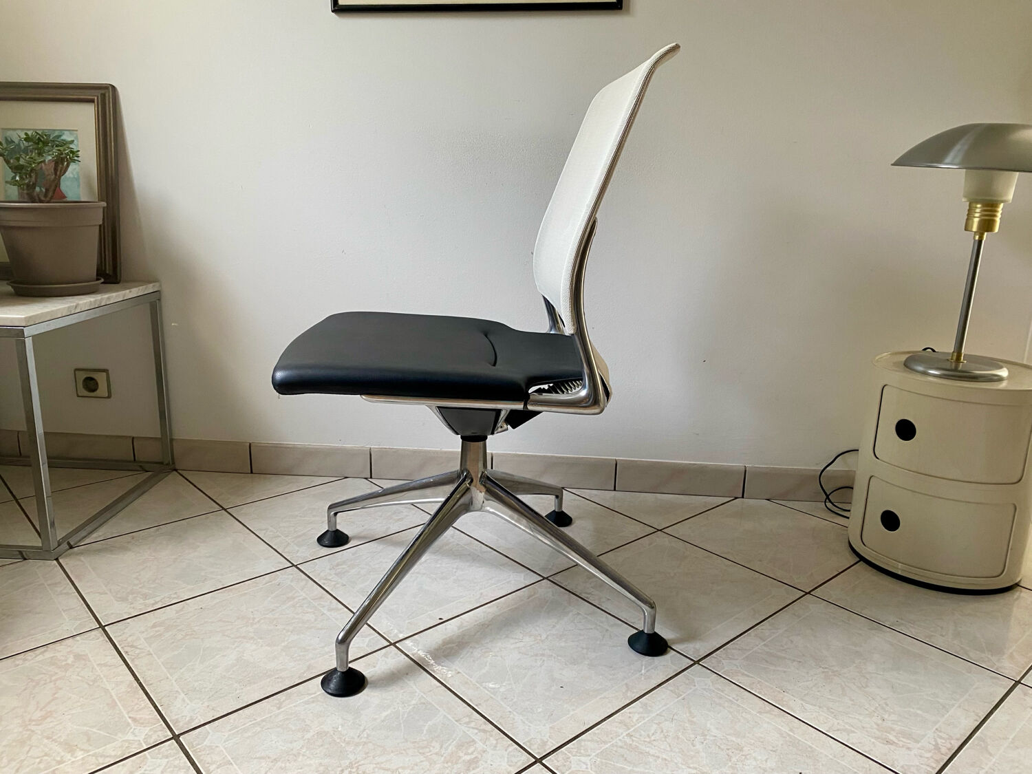 Meda office chair, Vitra edition, designed by Alberto Meda.