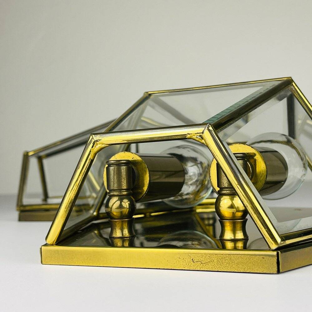 Hexagonal wall sconces in gilded brass and crystal, 1970s, set of 2.