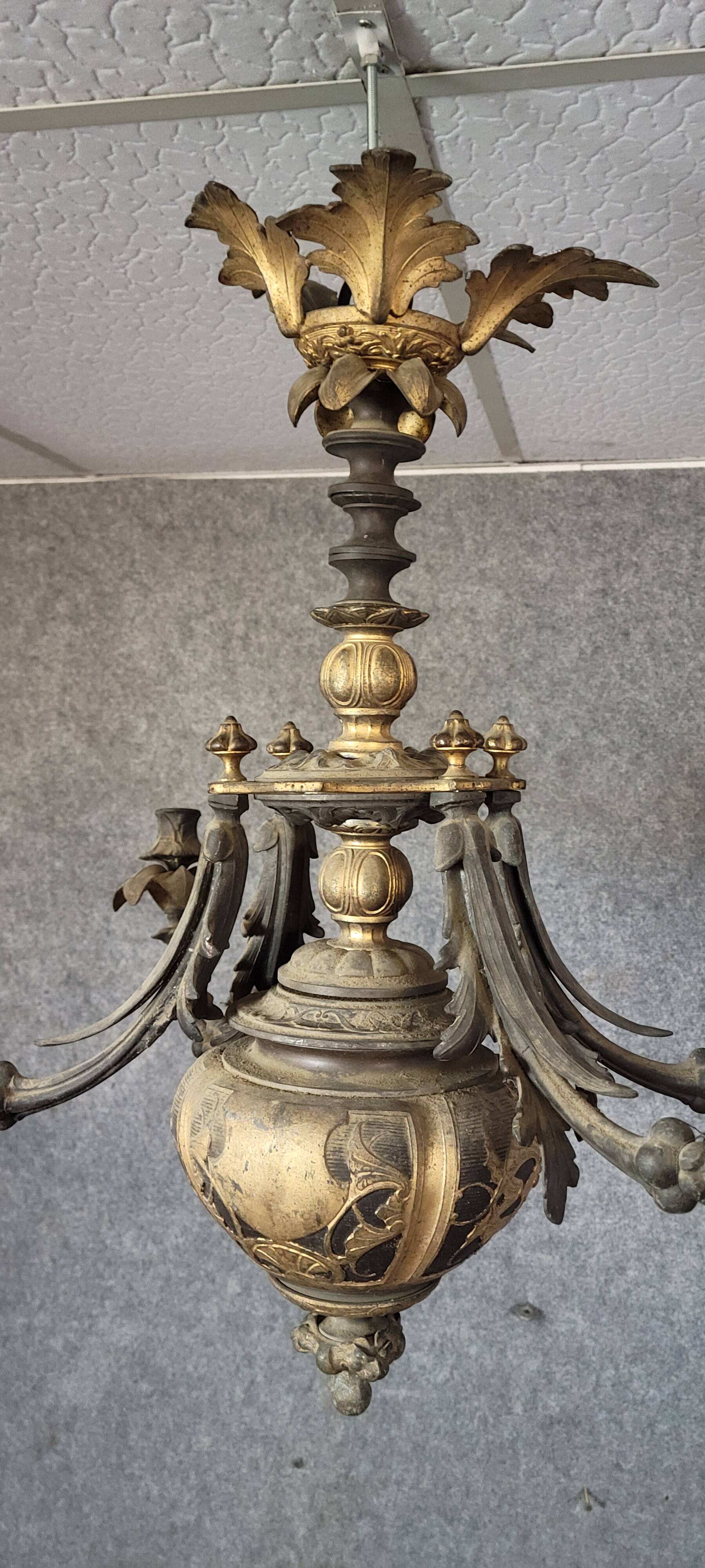 antique chandelier from the time of Napoleon III, dating from the second half of the 19th century