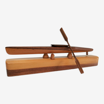 Kayak modèle réduit en bois de violette