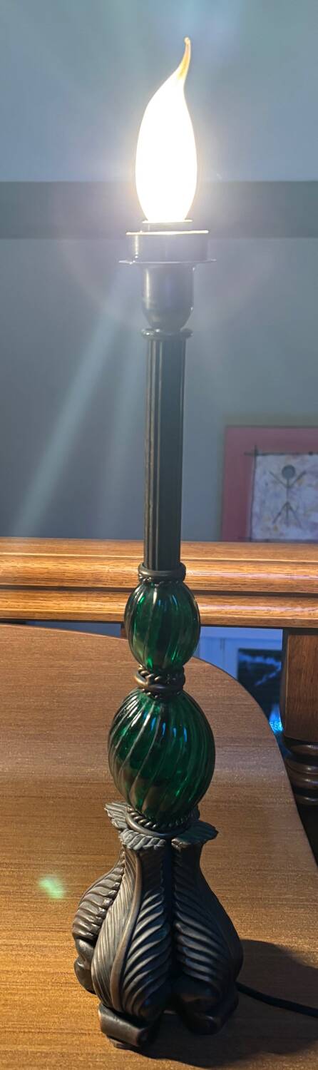 Table lamp