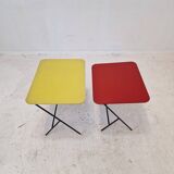 Ensemble de deux tables d'appoint en métal et bois, années 1960