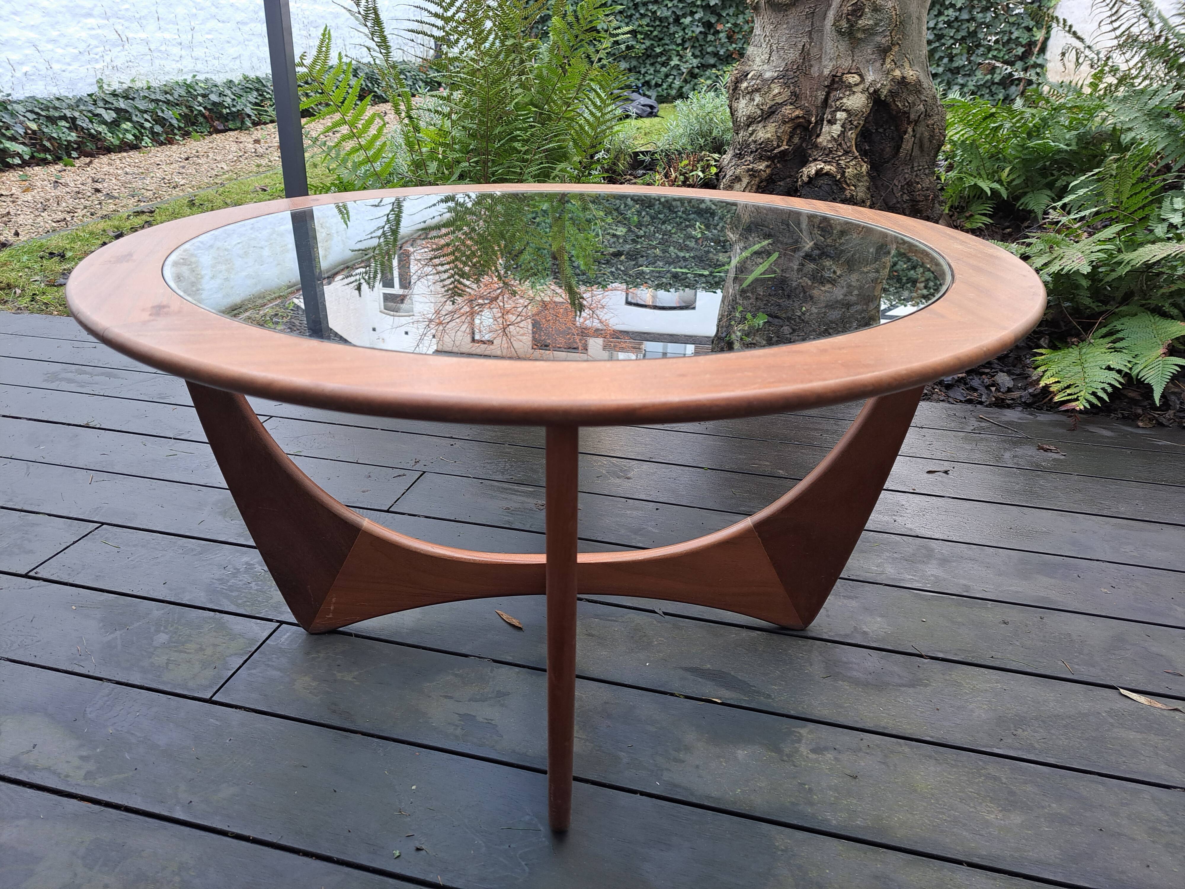 Coffee table "Astro" by designer Victor Wilkins edited by G Plan, 1950