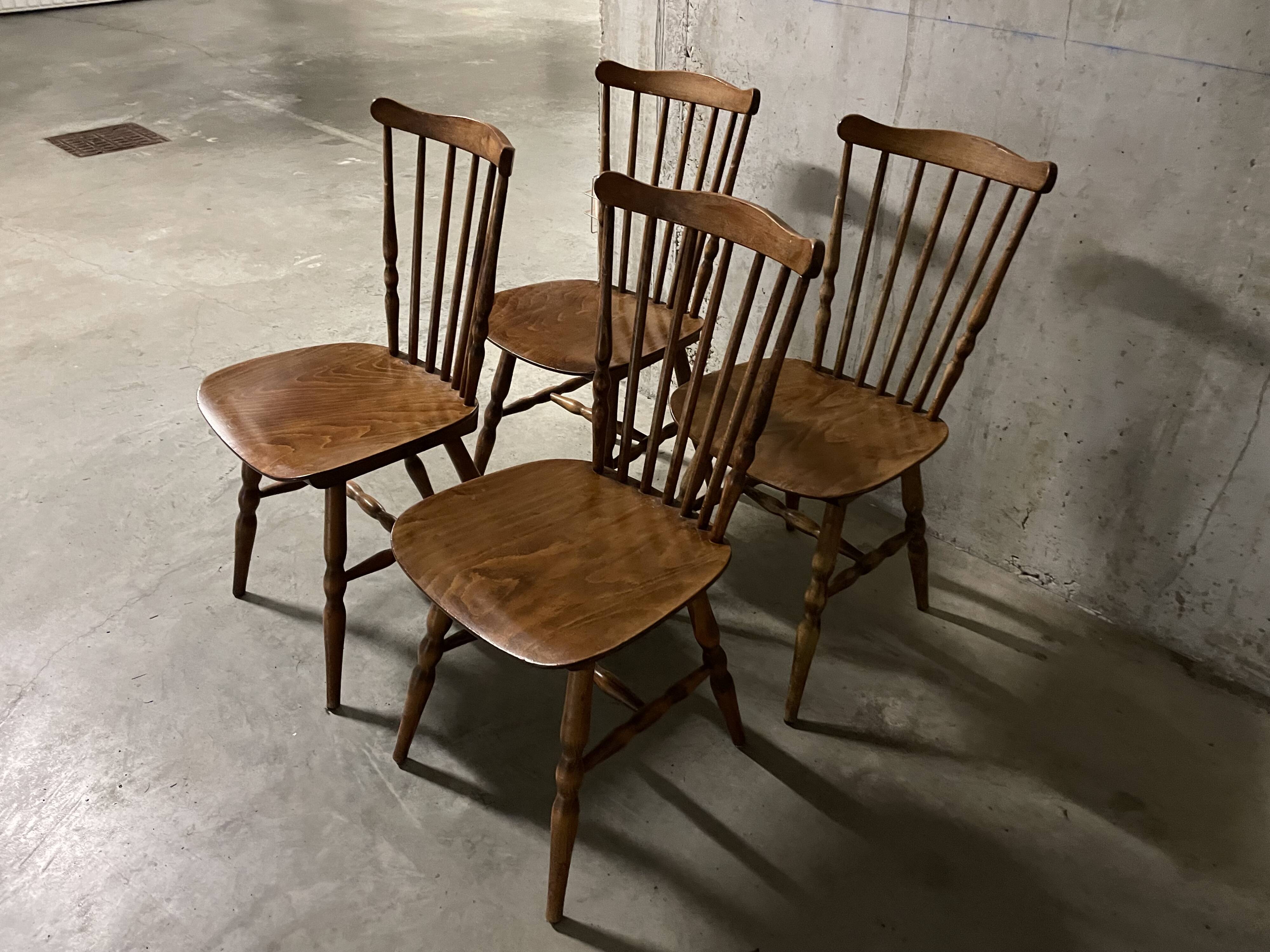 Baumann Tacoma model chairs