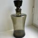 Carafe en verre fumé années 70