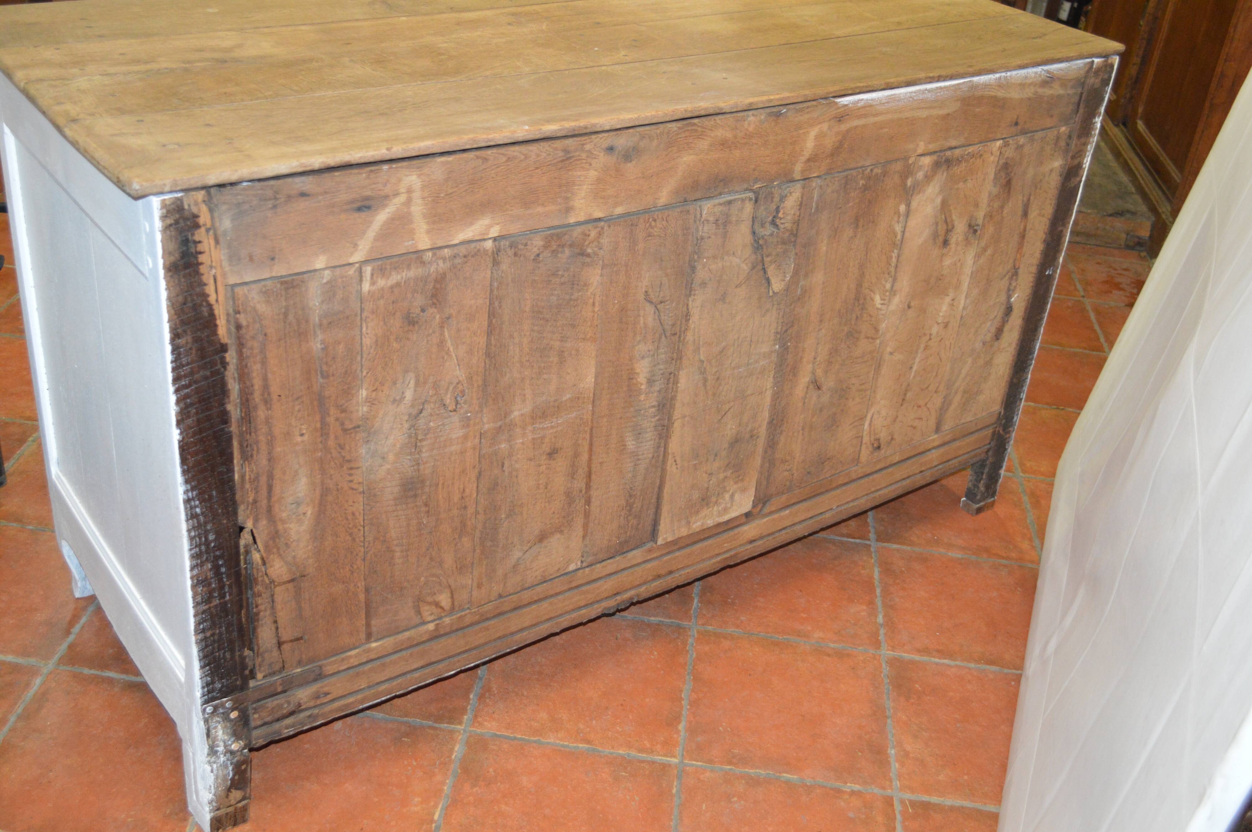 Double door skated oak buffet